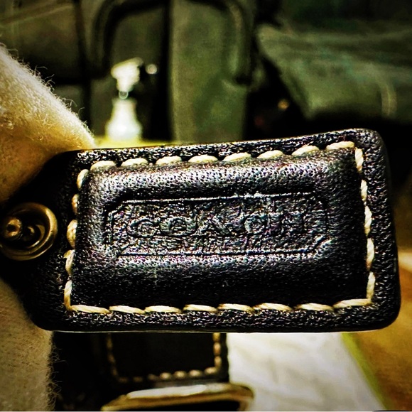 Vintage Coach soho shoulder bag Signature Black and Gray Crossbody Bag - Picture 15 of 16